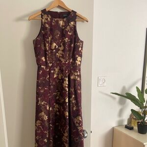 TAHARI dress gold embroidery